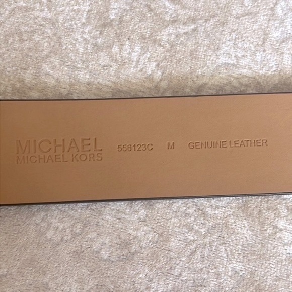 Brand New Michael Kors Genuine Leather Brown Belt w/ Round Gold Tone Buckle main image 9